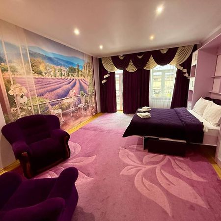 Apartments Provence TTchernivtsi Extérieur photo
